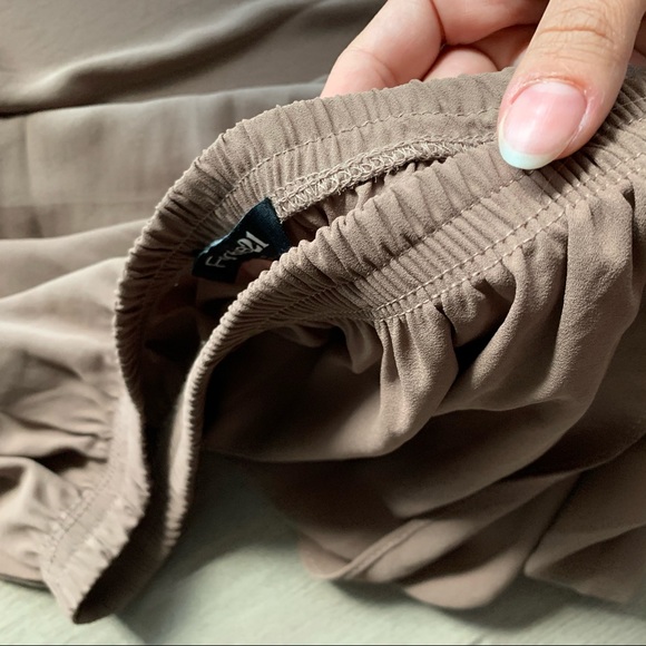 Forever 21 High Low Skirt - Picture 6 of 7